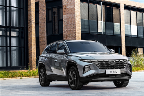 足壇似車壇，第五代途勝L用實力詮釋王者風(fēng)范