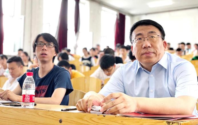 ?？途W(wǎng)聯(lián)合哈工大深度協(xié)同育人