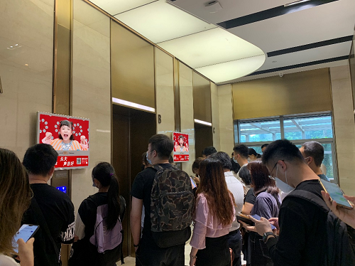 現(xiàn)在年輕人不去KTV，他們新型娛樂方式是唱吧K歌寶？