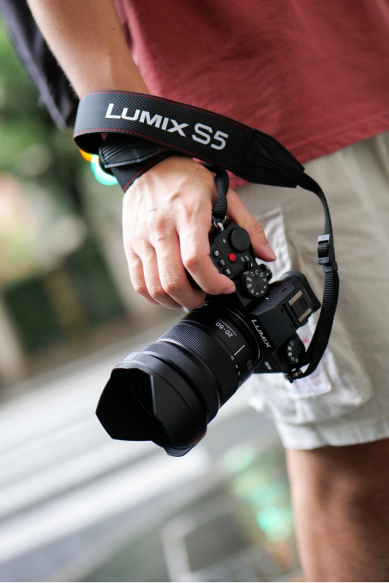 「進可攻退可守」的色彩表現(xiàn)，松下LUMIX S5拍照實測