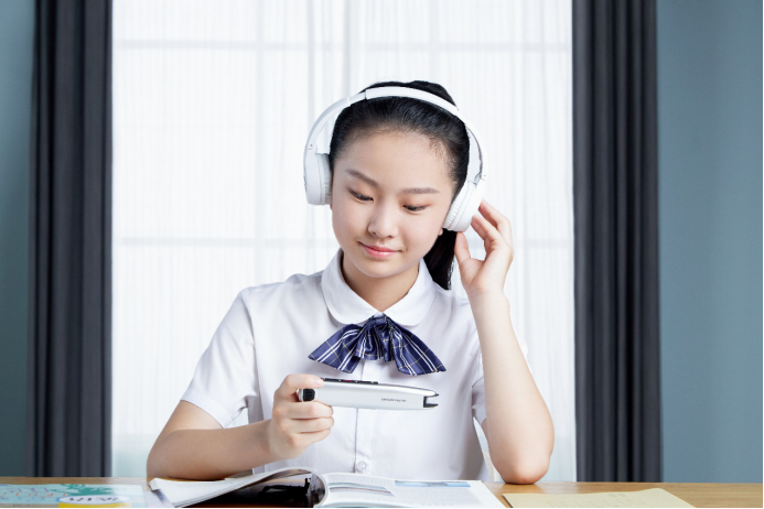 “被動(dòng)查”變“主動(dòng)教”，AI老師做到了！