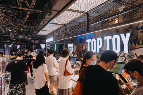 11店同開、一季開店近三十，TOP TOY如何成為弄“潮”兒？