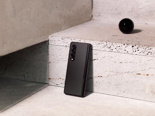 這個(gè)中秋， 三星Galaxy Z Fold3 5G為你帶來(lái)不一樣的驚喜