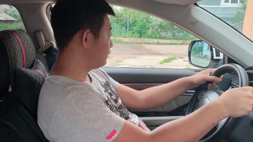 團(tuán)油：順風(fēng)出行，善意相伴，90后拼車小哥二三事