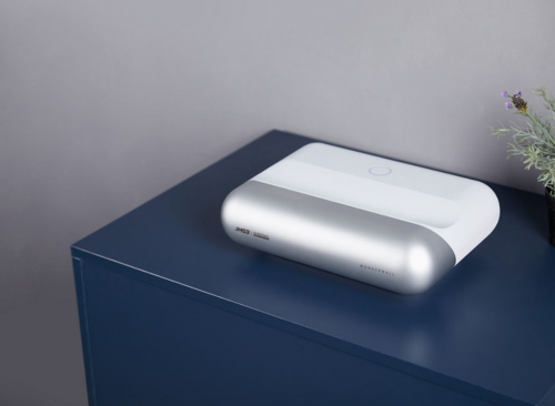 對(duì)比堅(jiān)果O1 Pro，新鮮發(fā)布的峰米R(shí)1 Nano更值得期待