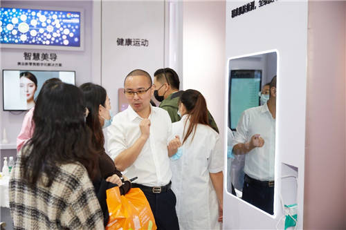 C-Life智慧美業(yè)亮相深圳美博會(huì)，全新沉浸式美容體驗(yàn)引領(lǐng)行業(yè)變革