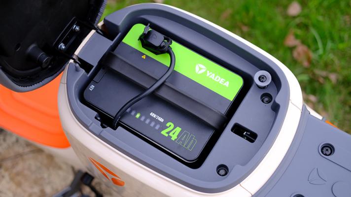 雅迪電動(dòng)車VFLY L100 MAX電動(dòng)車評(píng)測(cè)：高顏值、高性能的高端騎行體驗(yàn)