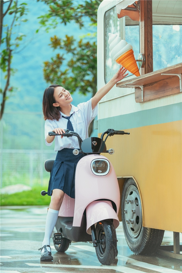 續(xù)航顏值皆驚艷，這才是年輕Young的電動(dòng)車！
