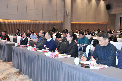東極定位咨詢點(diǎn)評西貝莜面村：戰(zhàn)略定位過于聚焦，面臨五大發(fā)展困局