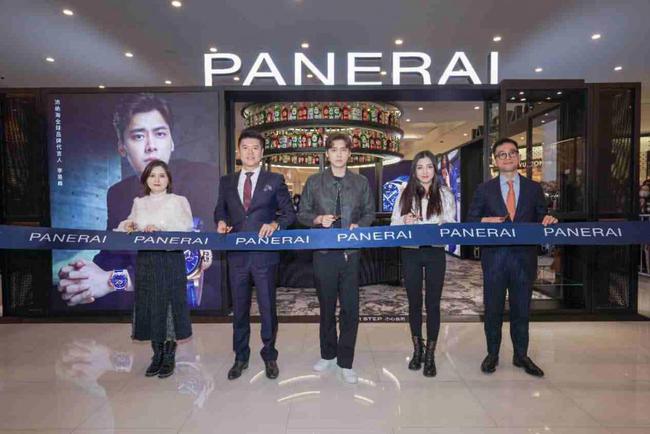 李易峰也是超級(jí)喜歡！沛納海無錫恒隆廣場專賣店來啦