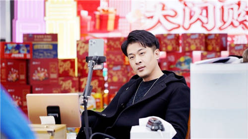 直播電商正式踏入合規(guī)化拐點(diǎn)，辛巴辛有志將迎來(lái)新發(fā)展周期