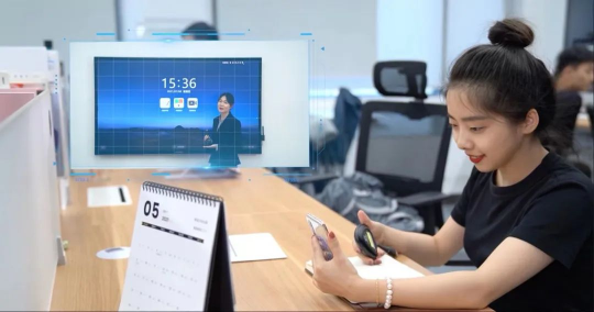 MAXHUB 客服團(tuán)隊(duì)，客戶的線上智囊團(tuán)
