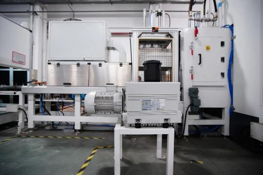 千億市場、200%增長，哈工智能機(jī)器人技術(shù)革新工業(yè)清洗！