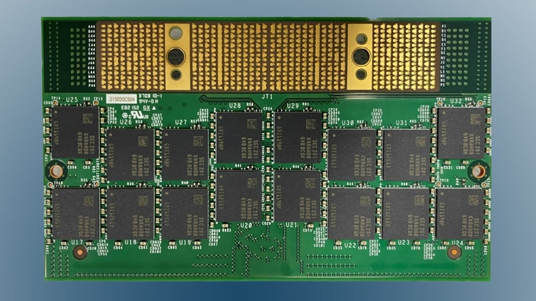 932hji4gs9v5ua01c5cs2mia05ikw96n.jpg