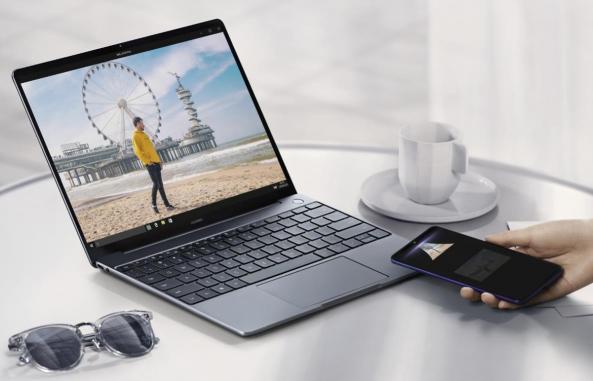 華為MateBook 13筆記本圣誕節(jié)開售：不為犒勞自己，只為贏戰(zhàn)來年！