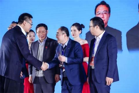 深耕建筑軟件領(lǐng)域20年，廣聯(lián)達榮膺中國軟件行業(yè)四項大獎