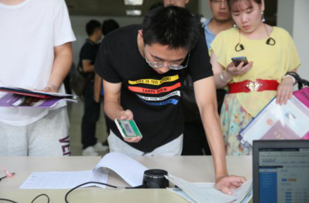 聽說，現(xiàn)在的高校都是這么玩的……