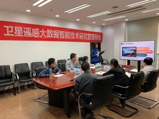 載行囊而來(lái)，滿載而歸