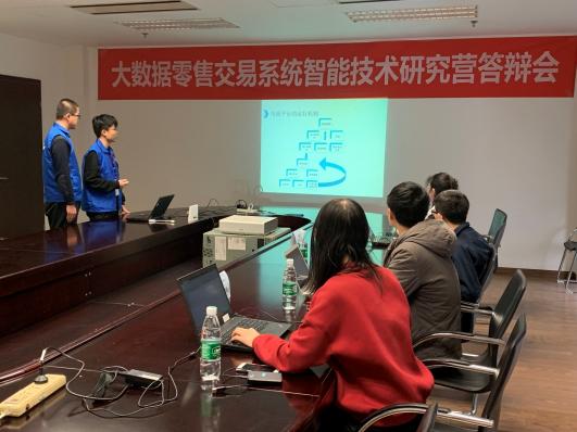 載行囊而來(lái)，滿載而歸