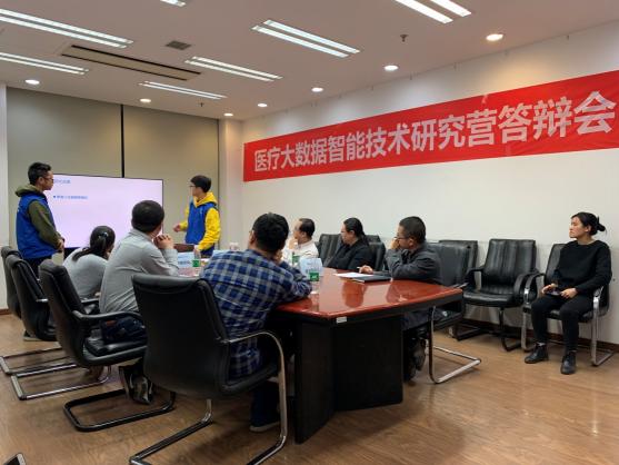 載行囊而來(lái)，滿載而歸