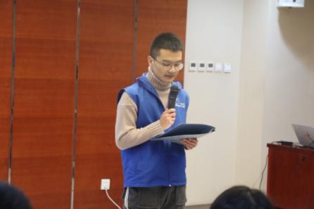 載行囊而來(lái)，滿載而歸