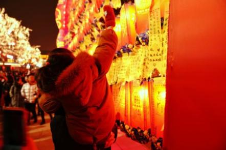 蘇寧數(shù)碼攝影大賽，鏡頭里的中國(guó)年記錄元宵美景