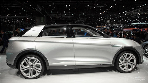 ARCFOX三款車型全球首發(fā)，開啟引領(lǐng)新能源汽車2.0時代征程