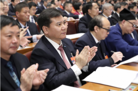 張近東的第17次兩會：在民營企業(yè)的春天，許下一份承諾！