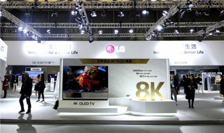 世界首臺8K OLED電視，LG Z9還原逼真世界