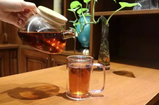 快節(jié)奏里，享受精致慢生活，從一杯醇粹糯米香普洱茶珍開始