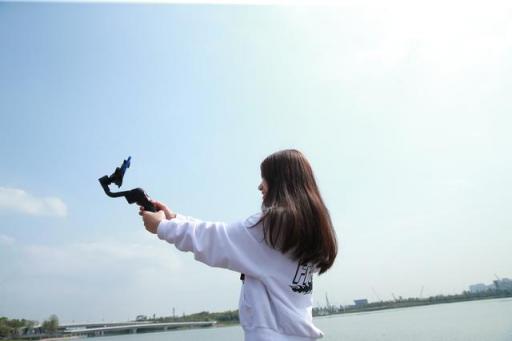 399元的手機穩(wěn)定器，性價比堪比小米手機