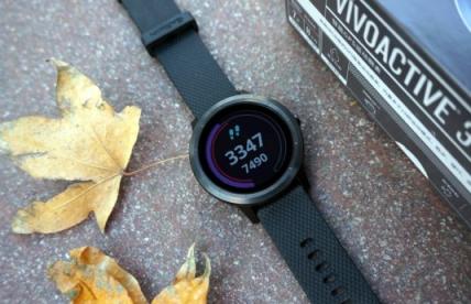 真正的性價(jià)比之王！Garmin vivoactive 3 trainer智能運(yùn)動(dòng)手表