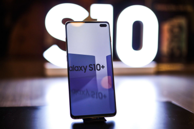 iPhone XS已落后！旗艦機皇還看三星Galaxy S10