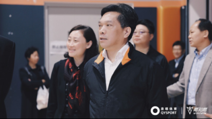國家體育總局副局長李建明參觀泉眼體育旗下場館，積極落實全民健身