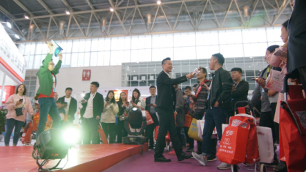 強(qiáng)勢登場！ 海拍客閃耀2019年京正展！