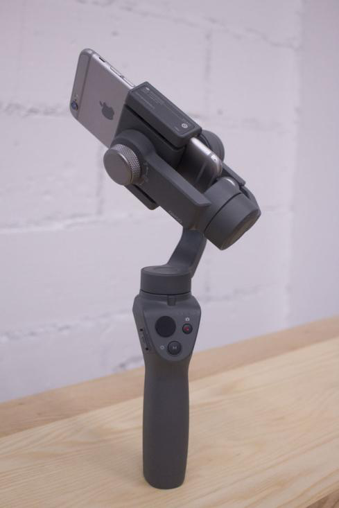 2019年熱門手機(jī)穩(wěn)定器大疆osmo mobile 2、百諾P1、智云smooth4專業(yè)測評