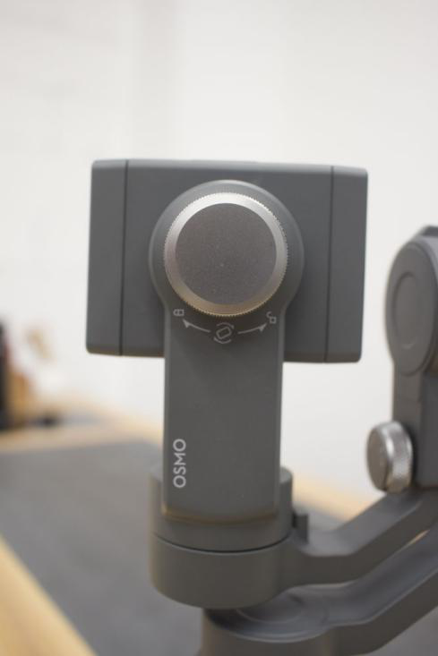 2019年熱門手機(jī)穩(wěn)定器大疆osmo mobile 2、百諾P1、智云smooth4專業(yè)測評