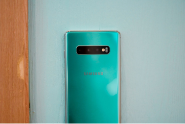 三星Galaxy S10拍照系統(tǒng)全升級，PK華為P30
