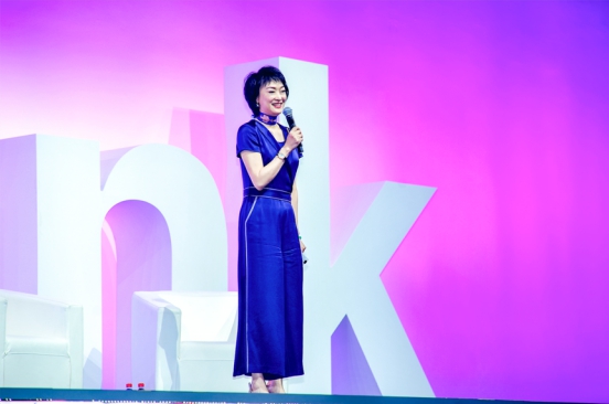 IBM大中華區(qū)首席營(yíng)銷(xiāo)官周憶：科技向善，責(zé)任為先