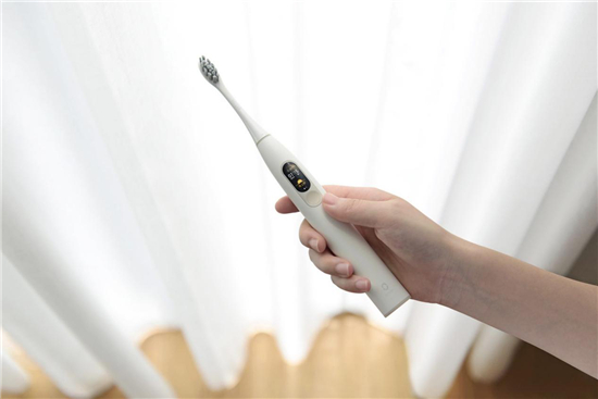 618最火爆電動(dòng)牙刷誕生！Oclean X智能觸屏電動(dòng)牙刷小米有品眾籌破千萬(wàn)！