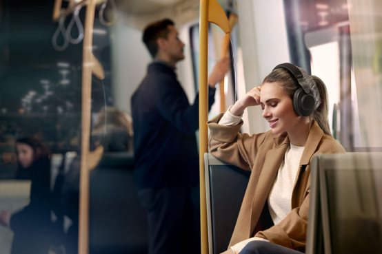 Jabra 發(fā)布新品，再攀耳機界高峰