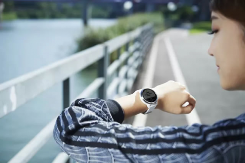Garmin 618瘋狂剁手季，一“表”你的運動時尚態(tài)度