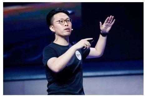未來黑科技CEO徐俊峰：人類與無人駕駛之間，可以用“智能”HUD過渡