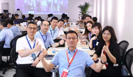 中國綠公司聯(lián)盟圓桌會走進酷特智能，共享商業(yè)模式創(chuàng)新升級奧秘