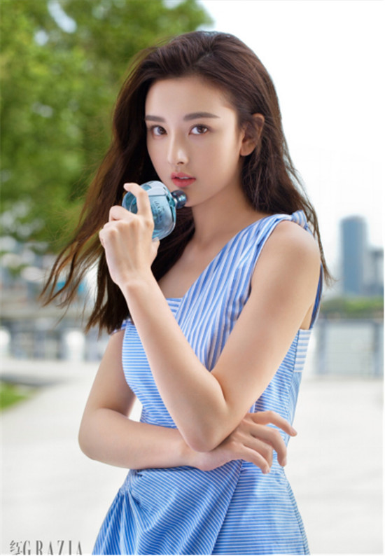 宋祖兒借力STELLAR 老爹鞋實力詮釋港風時尚少女