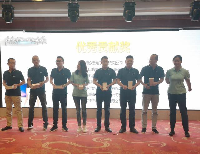 “商競(jìng)聚勢(shì) 賦能未來”飛利浦顯示器2019年操盤手大會(huì)勝利召開