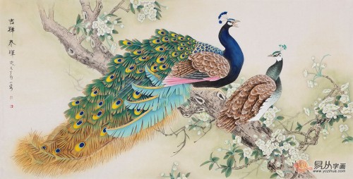 客廳裝修設(shè)計離不開一幅字畫，國畫花鳥畫打造溫馨和諧氛圍