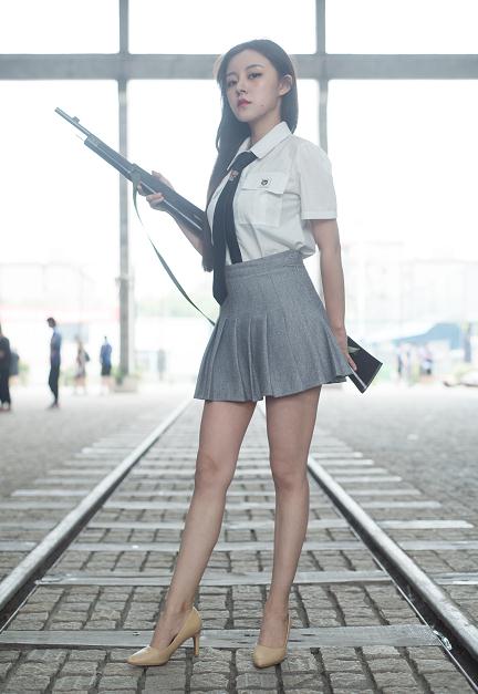 WCG現(xiàn)場(chǎng)驚現(xiàn)高顏女粉絲，顏值不輸?shù)消悷岚?/></p><p>接下來請(qǐng)大家一起期待，昂哥給大家?guī)砀嗟某噪u福利哦~~~</p>              	<p style=