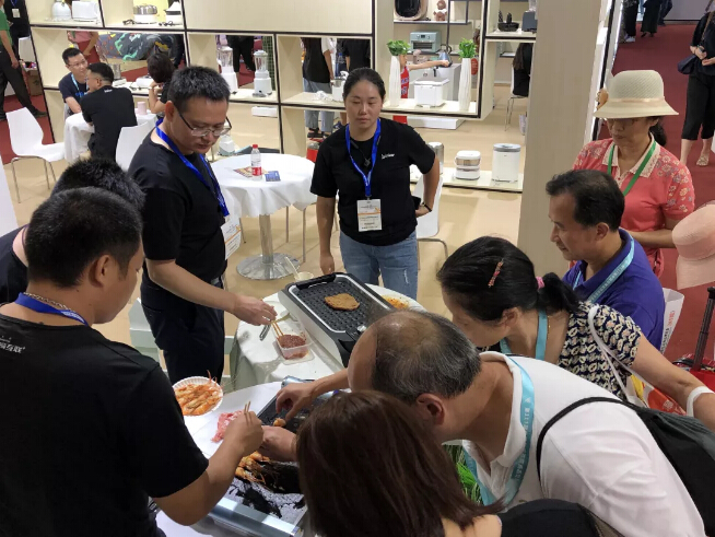 美領互聯(lián)閃耀上海百貨會，全面解鎖智慧家居！