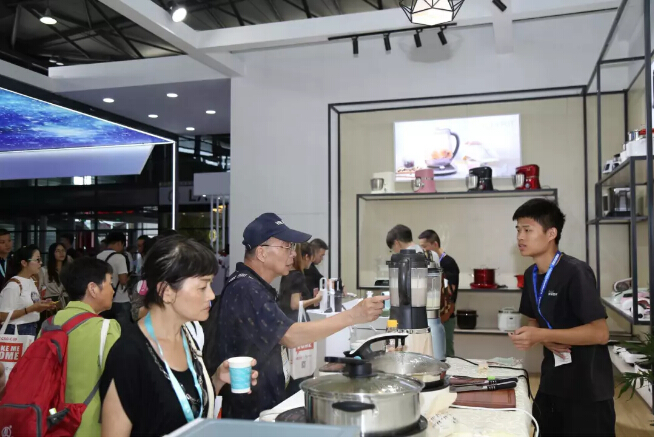 美領互聯(lián)閃耀上海百貨會，全面解鎖智慧家居！